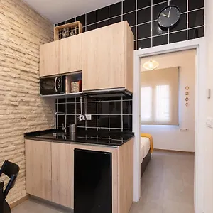 https://villa-laura-triana-ii.es-andalucia.com